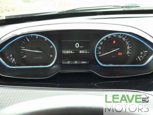 Peugeot 2008 BlueHDi 100 Allure (M1459) - Foto 9
