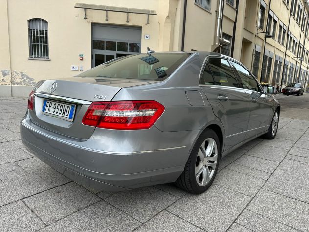 MERCEDES CLASSE E 250 anno 2011 - Foto 4