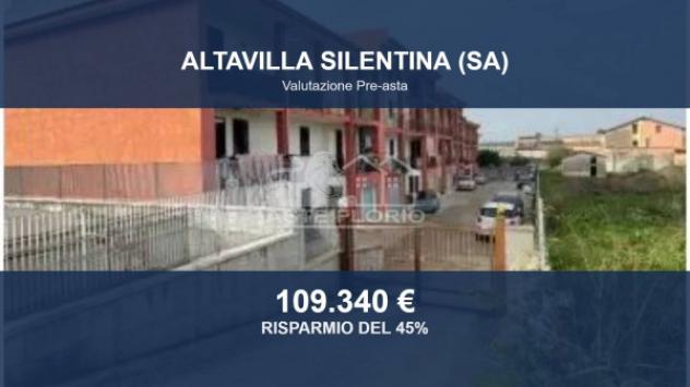 Immobile in asta di 195 m², box auto in vendita a Altavilla Silentina