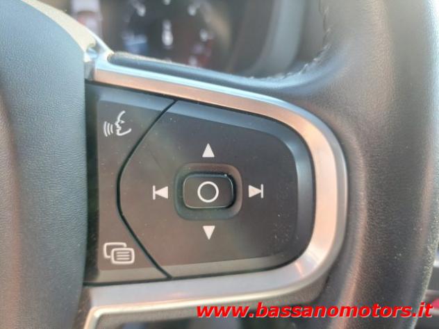 VOLVO XC60 B4 (d) AWD Geartronic Momentum Pro rif. 23313361 - Foto 10