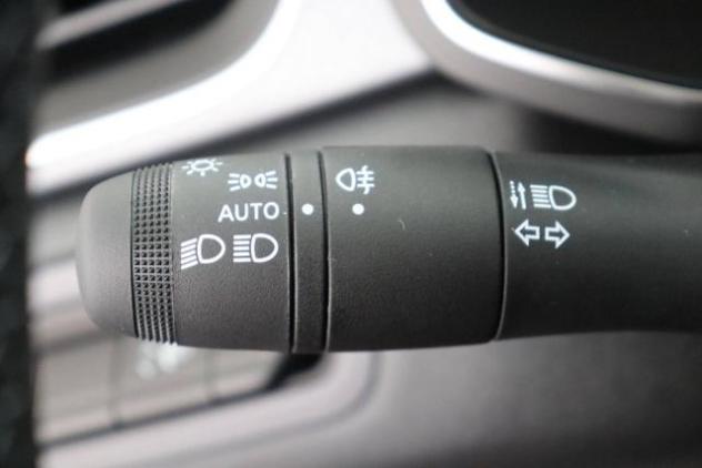 RENAULT Captur ECO-G 100 CV Techno rif. 23225206 - Foto 10