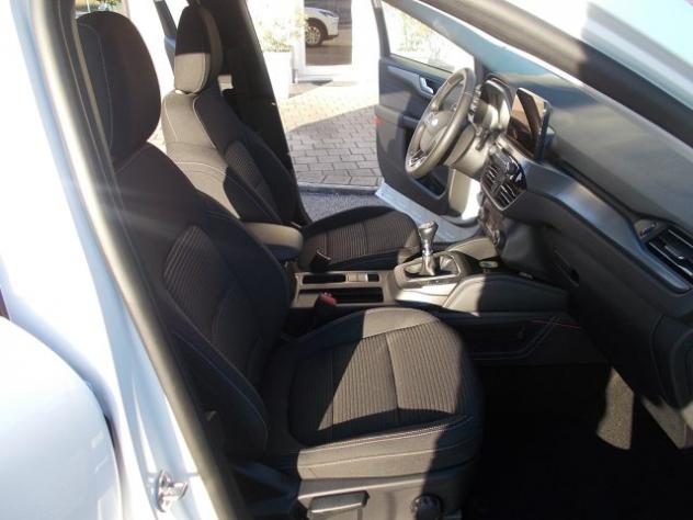 FORD Kuga EcoBlue Diesel-Hybrid 150 CV 2WD Titanium gancio rif. 21515641 - Foto 9
