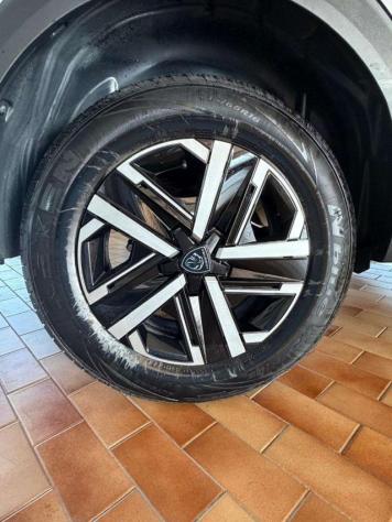 PEUGEOT 2008 1.2 Turbo 100cv Active + Car Play rif. 24157248 - Foto 8
