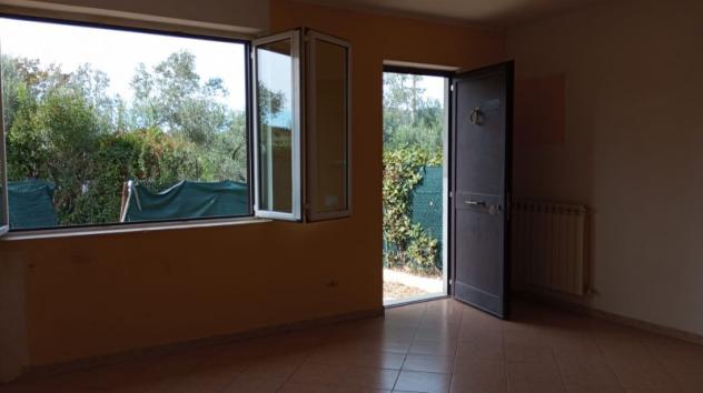 Piano terra con piccolo giardino Poggio Moiano - Foto 4
