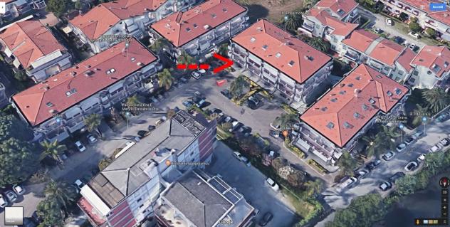 Locale comm.le/Fondo in vendita a Massa 350 mq Rif: 1266165