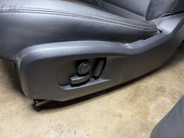 Sedili per Land Rover Defender, interni completi - Foto 3