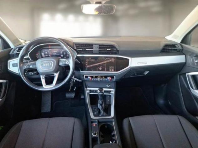 AUDI Q3 35 TDI S tronic Business Advanced rif. 24018827 - Foto 3