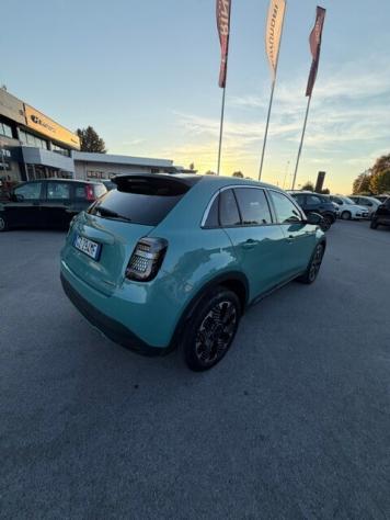 Fiat 600 Hybrid 145 CV DCT MHEV La Prima - Foto 6