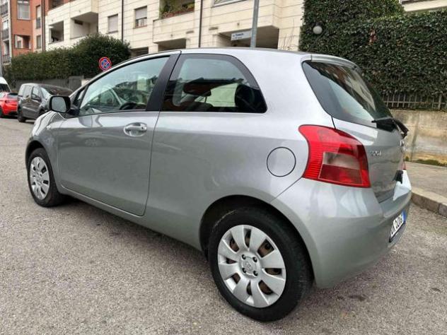 TOYOTA Yaris 1.0 3 porte Sol rif. 21990064 - Foto 6
