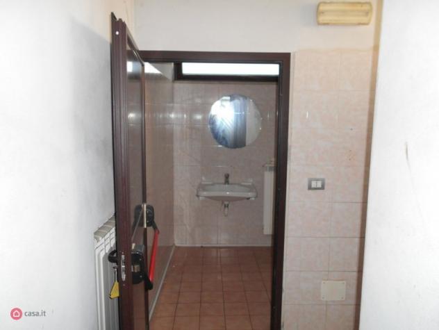 IMMOBILE COMMERCIALE di 3 vani e di 180 mq (CIGLIANO) rif. 035 - Foto 20