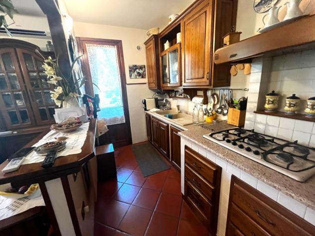VILLINO di 6 vani e di 230 mq (CARMIGNANO) rif. L1388_1 - Foto 11