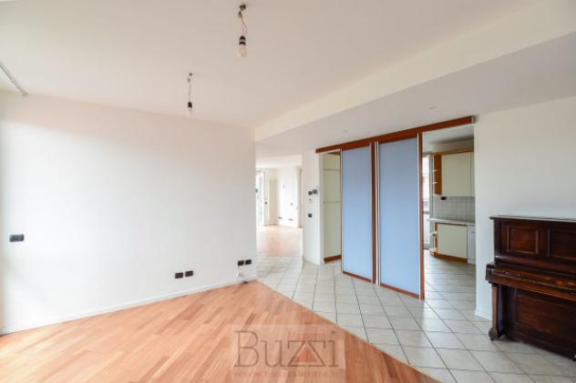 Attico / Mansarda di 125 m² con 3 locali e box auto doppio in vendita a Seregno - Foto 6