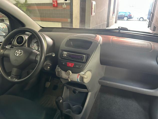 Toyota Aygo 1.0 12V VVT-i 5 porte Sol - Foto 7