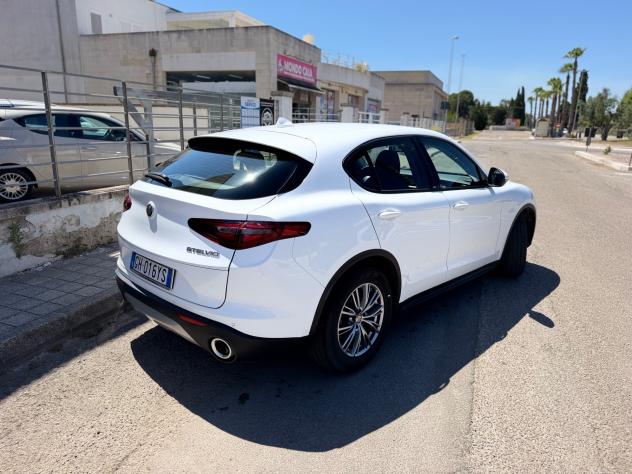 Alfa Romeo Stelvio 2.2 Turbodiesel 160 CV AT8 RWD Business - Foto 4