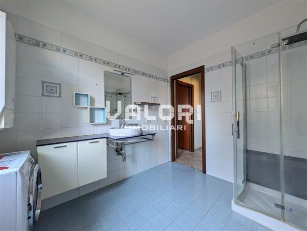 BILOCALE AL PIANO TERRA CON INGRESSO INDIPENDENTE, CORTE ESCLUSIVA E GARAGE - Foto 13