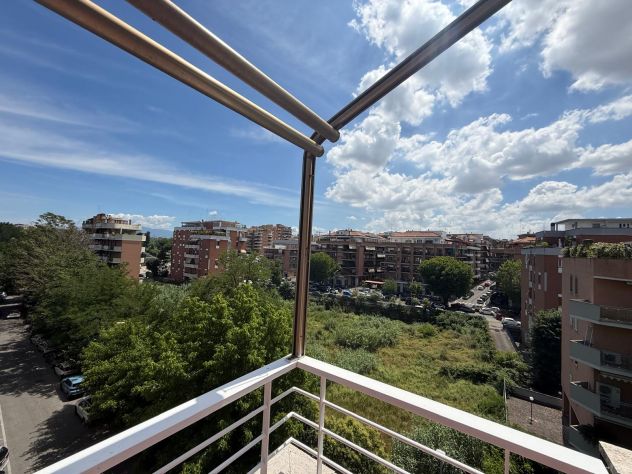 Roma -Talenti Appartamento di ampia metratura piano alto - Foto 6