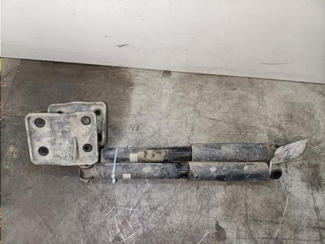 COPPIA AMMORTIZZATORI MITSUBISHI L 200 5° Serie 56200W040P (15)