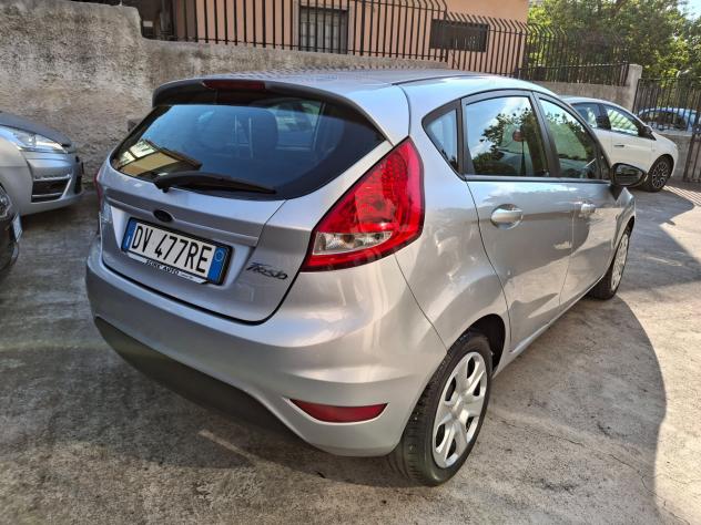 Ford Fiesta 1.4 diesel 5 Porte - Foto 7