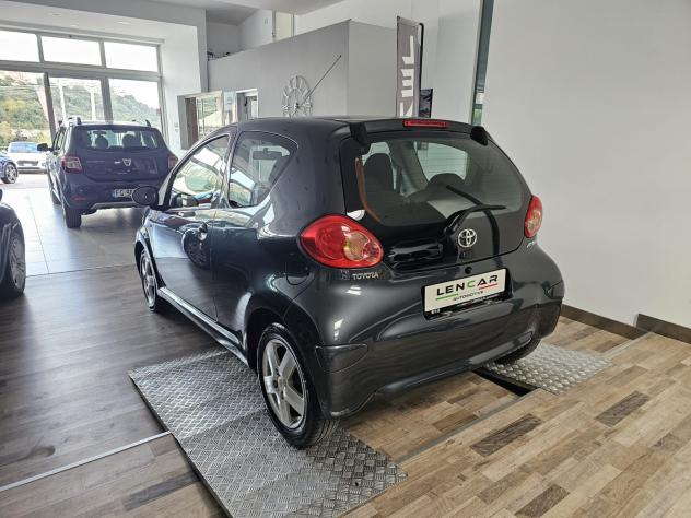 Toyota Aygo 1.0 12V VVT-i 3 porte Sol - Foto 8