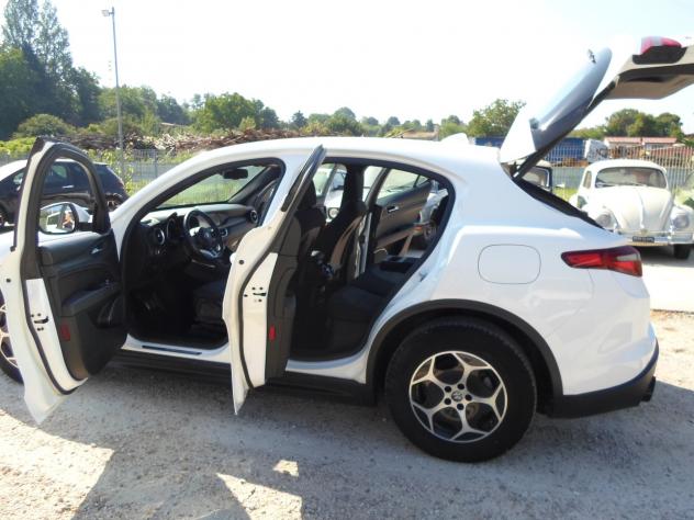 Alfa Romeo Stelvio 2.2 Turbodiesel 190 CV AT8 Q4 Super Business - Foto 10