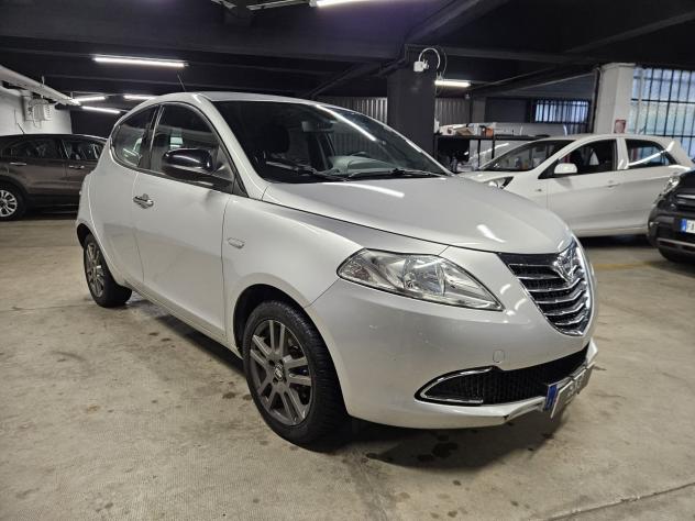 Lancia Ypsilon Ypsilon 1.2 8v Silver 69cv - Foto 3