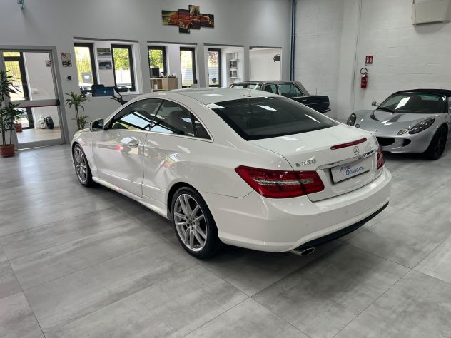 Mercedes-Benz E 220 Coupe cdi - Foto 7