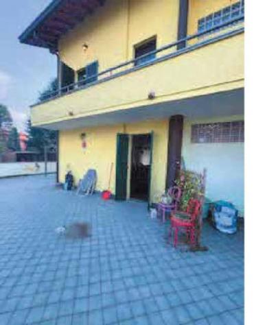 Immobile in asta di 345 m² con più di 5 locali e box auto doppio in vendita a Arluno - Foto 3