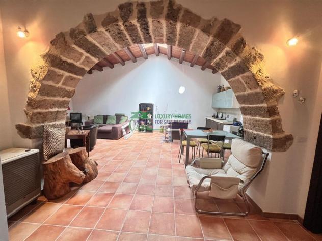 Rif: 2732 - Villa ristrutturata immersa nella natura con ampi spazi esterni – Chiaramonte Gulfi - Foto 6