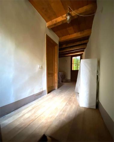 V000440 - CASA ANTICA CON TERRAZZO E CANTINA - Foto 16