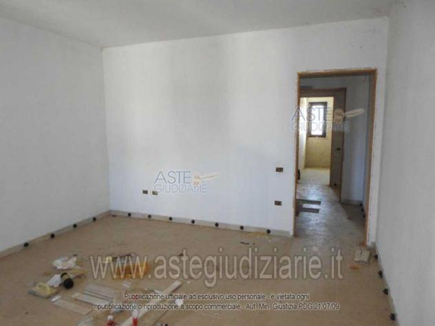 IMMOBILI-IMMOBILE RESIDENZIALE-Via degli Ulivi s.n. - Foto 3