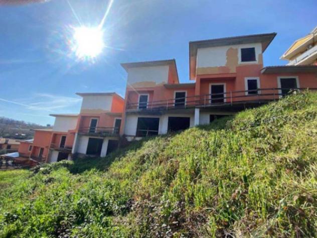Immobile in asta di 698 m² con più di 5 locali in vendita a Vallerano - Foto 4