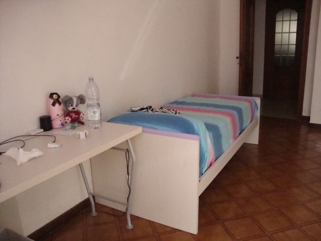 per studentesse affitto posto letto in stanza condivisa - Foto 6