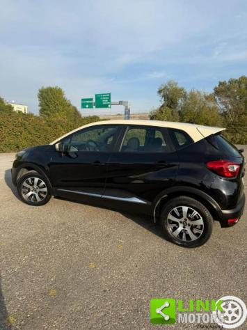 RENAULT Captur dCi 8V 90cv Start&Stop Eco 2 rif. 23804032 - Foto 2