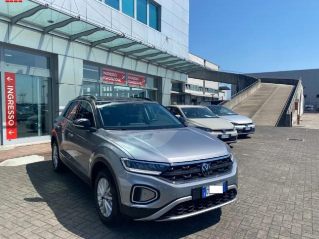 VOLKSWAGEN T-Roc 1.5 TSI ACT DSG Life rif. 23980076 - Foto 3