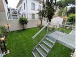 Appartamento indipendente in Vendita in zona NOVOLI con giardino
