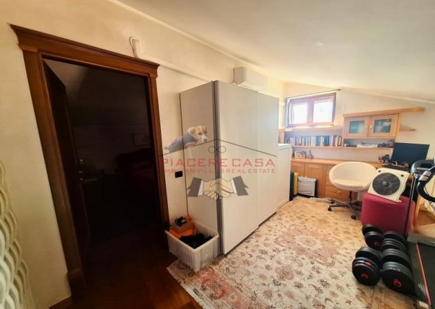 Orvieto centro - Appartamento con vista, magazzino e area esterna privata in vendita in pieno centro storico - Foto 10