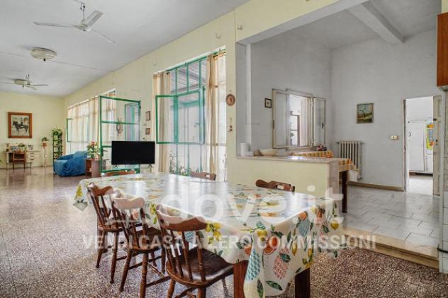 Casa indipendente di 301 m² con più di 5 locali in vendita a Pulsano - Foto 14