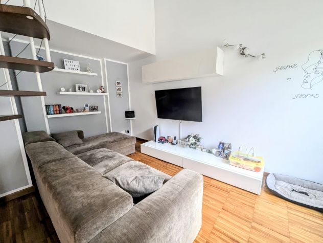 MIRAFIORI SUD - moderno bilocale/loft arredato - 77 MQ