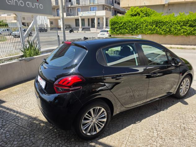 Peugeot 208 PureTech 82 Stop&Start 5 porte Allure - Foto 9