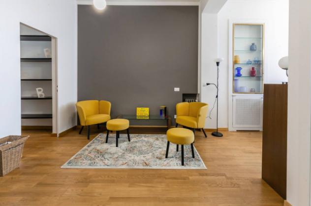 Appartamento di 16 m² con più di 5 locali in affitto a Milano - Foto 18