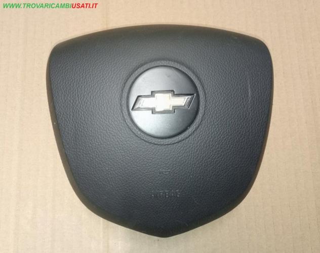 DISPOSITIVO AIRBAG LATO GUIDA 1 SPINA NERA CHEVROLET SPARK (M300)  Carrozzeria  Sicurezza  Airbag  Air-bag guidatore CHEVROLET - SPARK - 01-01-2010 -
