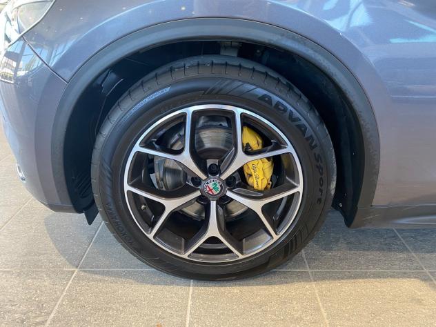 Alfa Romeo Stelvio 2.2 Turbo Diesel 190cv RWD Executive - Foto 6
