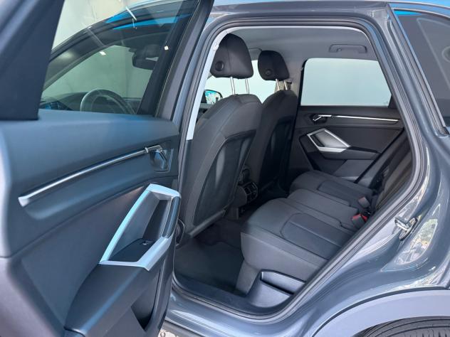 Audi Q3 35 TDI quattro S tronic Business - Foto 10