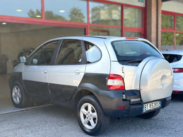 Renault Megane Scic Evol. 1.9 dCi cat RX4 Salomon - Foto 3