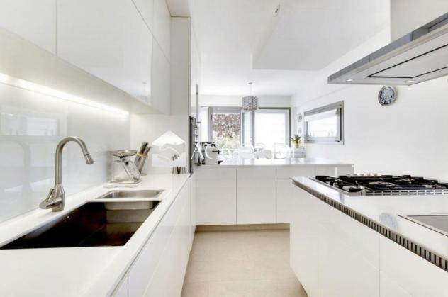VILLA di 18 vani e di 700 mq (CONEGLIANO) rif. AM30G_23 - Foto 5