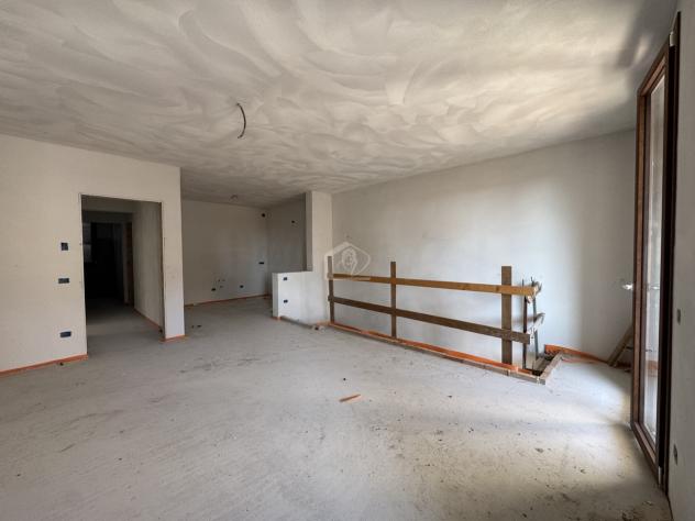Luzzara vendesi appartamento indipendente 5 vani 135 Mq - Foto 2