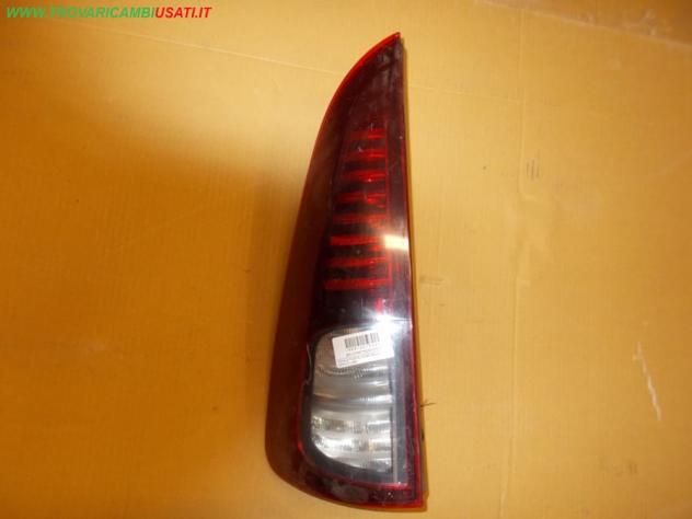 FANALE POST.S. FUME RENAULT ESPACE (J66)  Parti elettriche  Fanaleria  Fanali  Fanale post. sx.