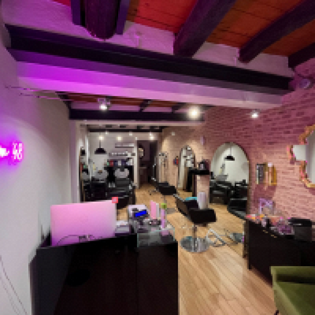 Room 48 Hairstudio - Foto 2