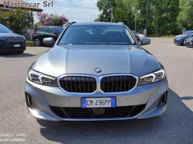 BMW 320 Serie 3 G21 2022 Touring 320d Touring mhev 48V xdr rif. 24083508 - Foto 9