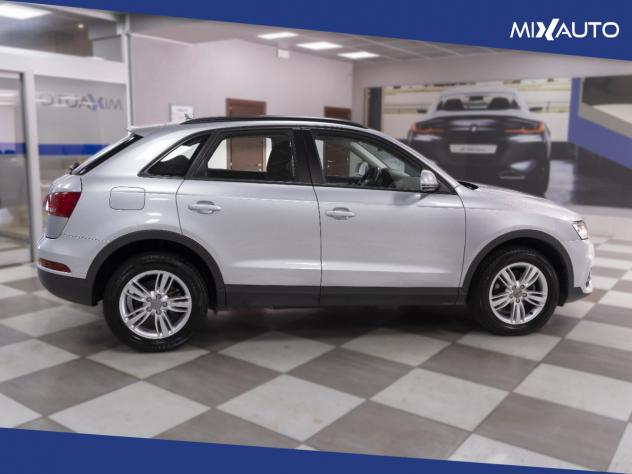 Audi Q3 2.0 TDI 120CV - Foto 6